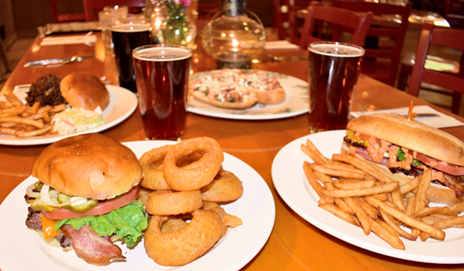 Tahquamenon Falls Brewery and Pub | UP Restaurants | Michigan Restaurants | MI Restaurants | UP Restaurants | UP Fine Dining | Where to eat in the UP?