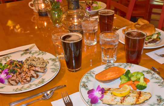 Tahquamenon Falls Brewery Pub and Restaurant | Great UP Restaurants | UP Brewery and Pubs | UP Breweries